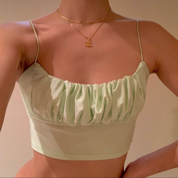 Tops - ✨ PASTEL GREEN CROP TOP ✨